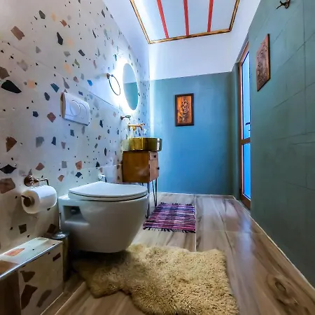 Oda's 酒店 Sarandë