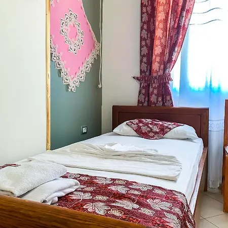 Oda's Hotel Sarandë