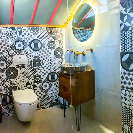 Oda's Hotel 3*