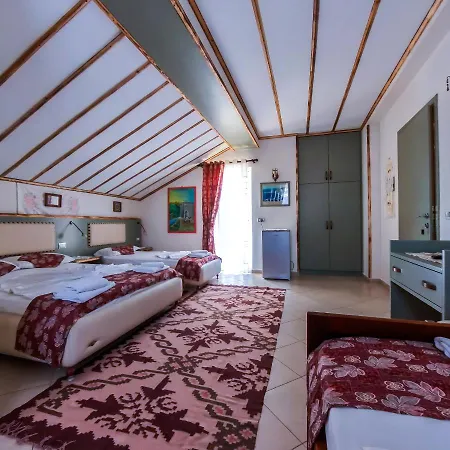 Hotel Oda's 3*